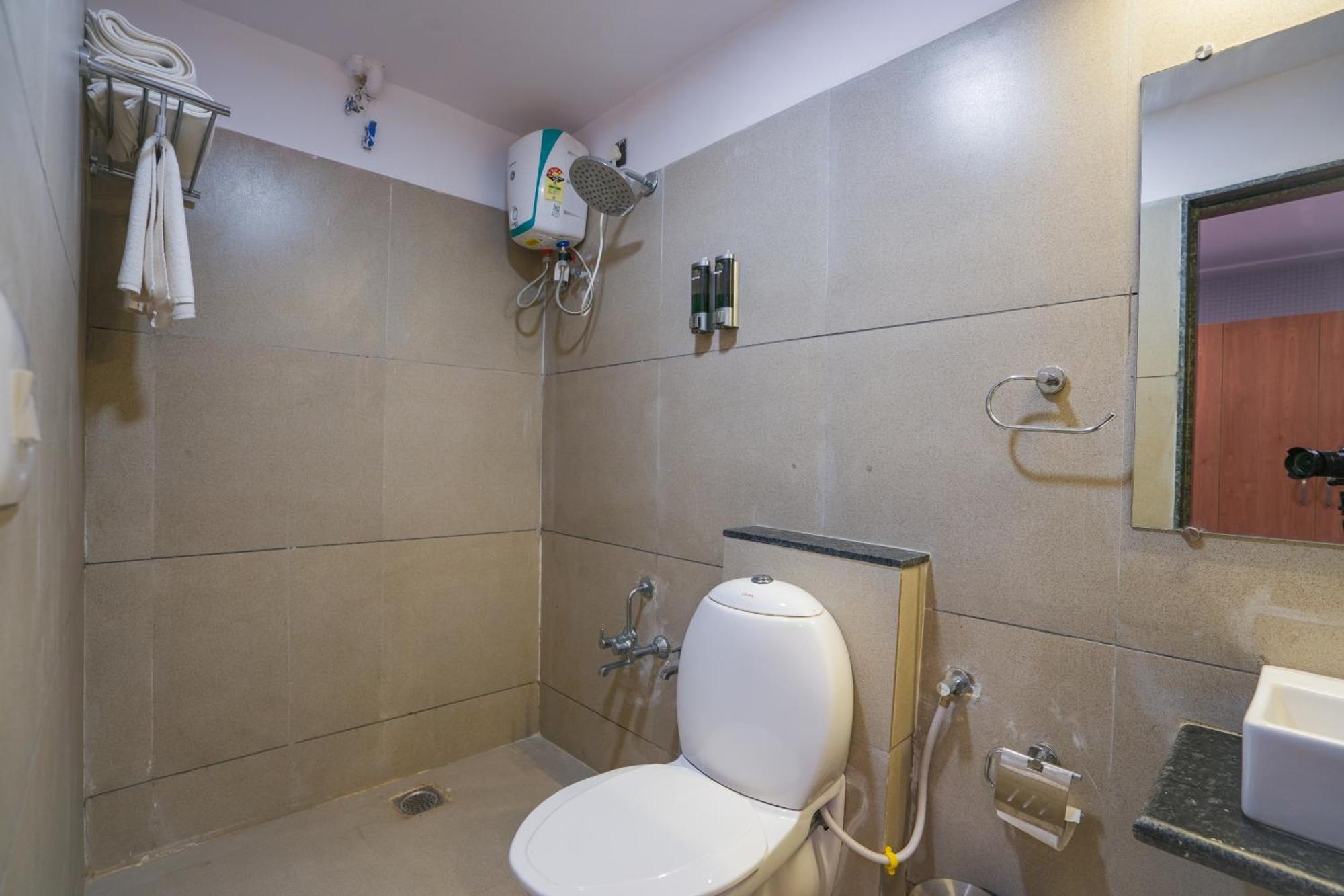 Hotel Downtown جاندي نجر المظهر الخارجي الصورة