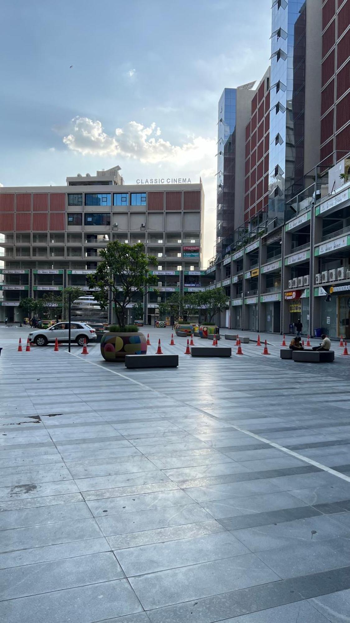 Hotel Downtown جاندي نجر المظهر الخارجي الصورة